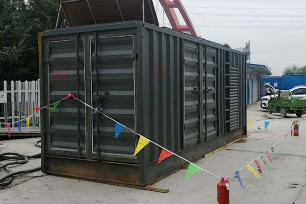 灵宝发电机租赁空气滤清器多久更换一次?